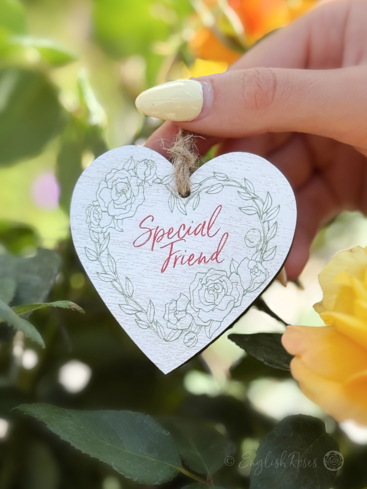 English Roses Wooden Special Friend Gift Tag