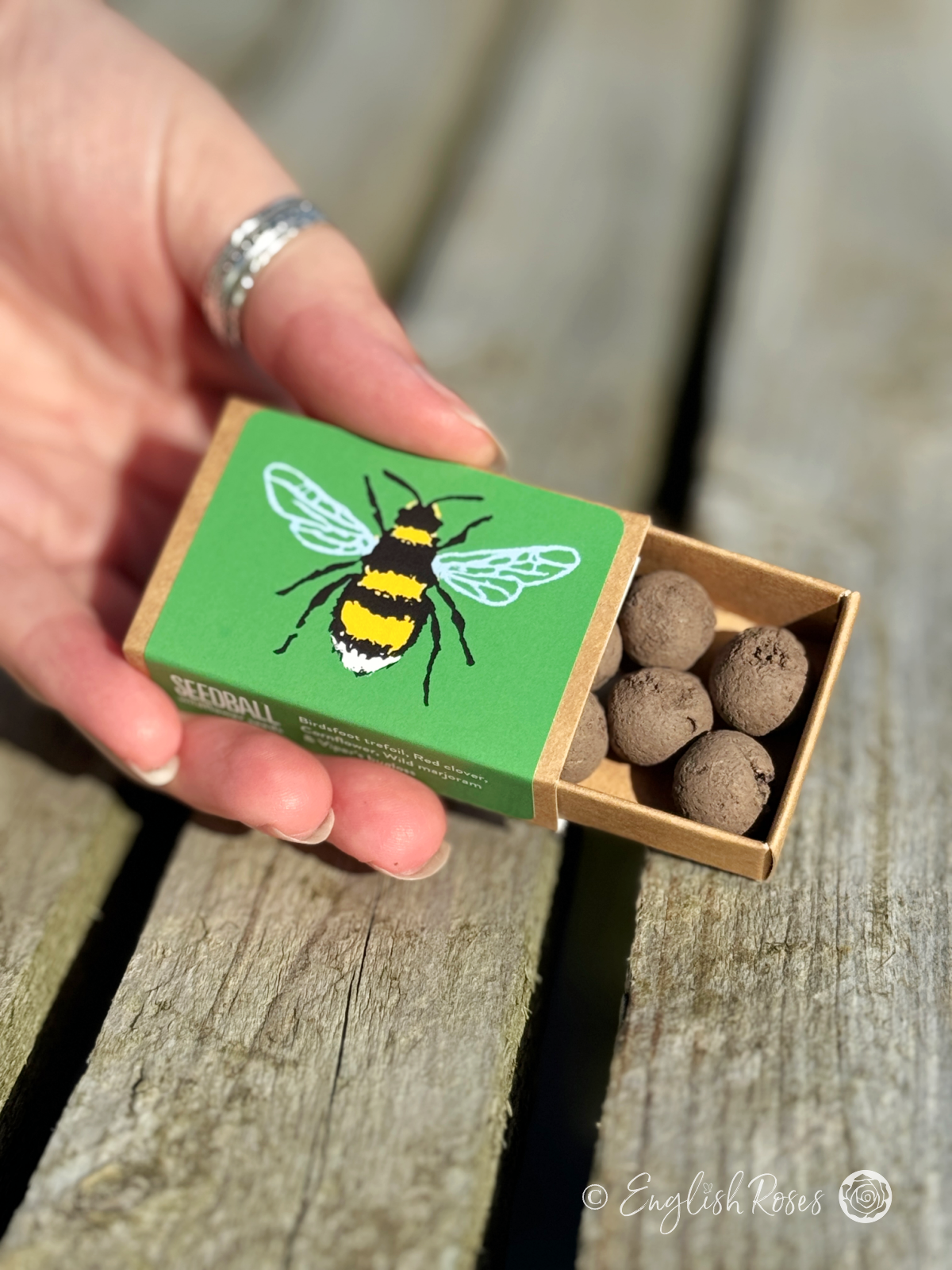 Bee Mix – Wildflower Seedball Matchbox 2 - Small matchbox containing 6 small seed balls to attract bees
