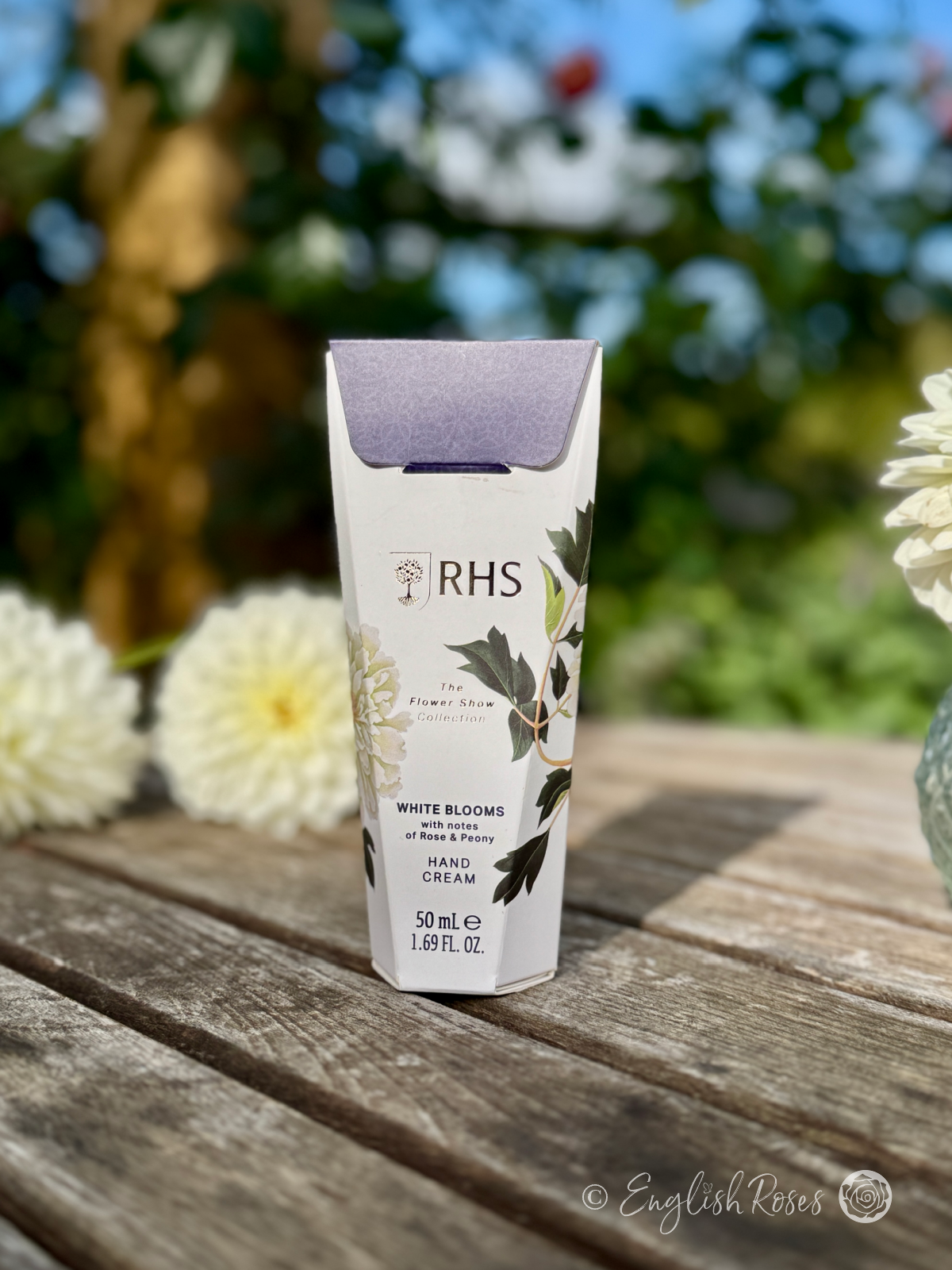 Hand Cream - White Blooms Rose and Peony RHS The Flower Show Collection - Close up of decorative box