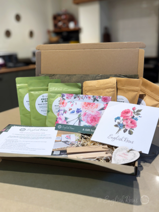 English Roses Letterbox Gift Box - 3 Roses - Sustainable gift containing everything needed to choose and grow a rose of choice